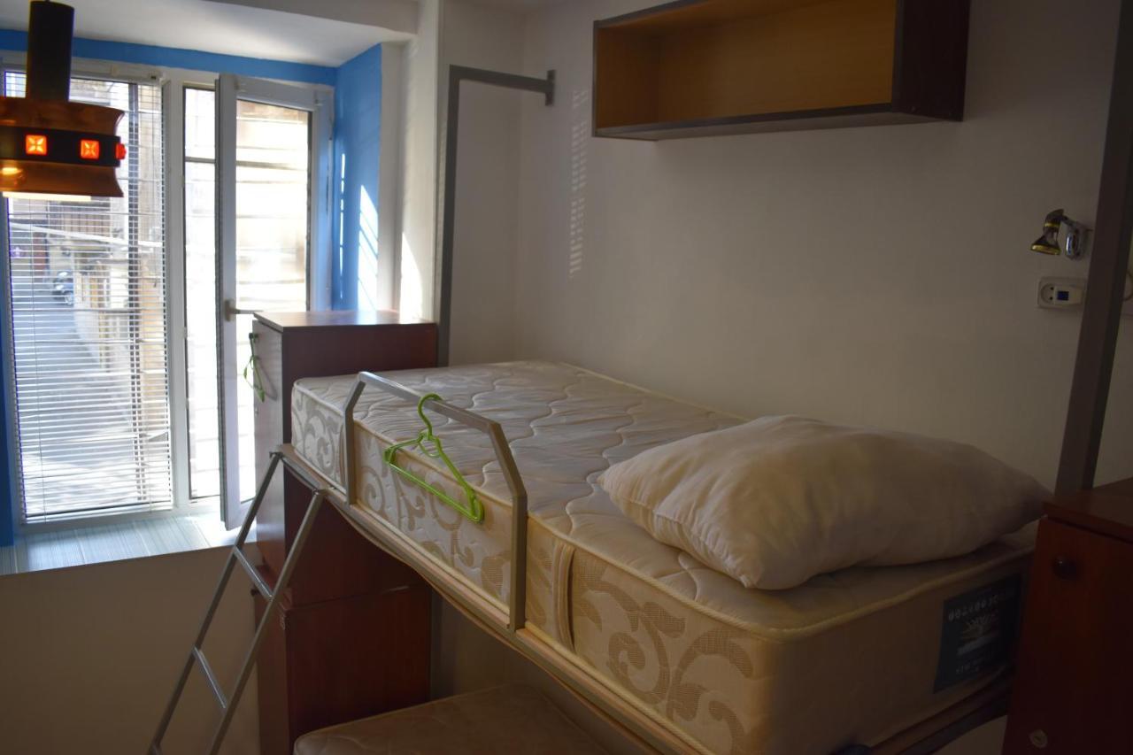 Sleep Studio Hostel Jerevan Exteriör bild