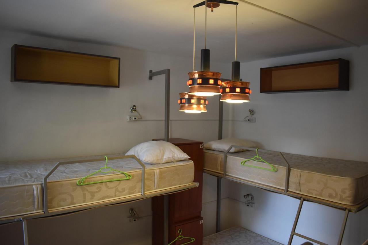 Sleep Studio Hostel Jerevan Exteriör bild